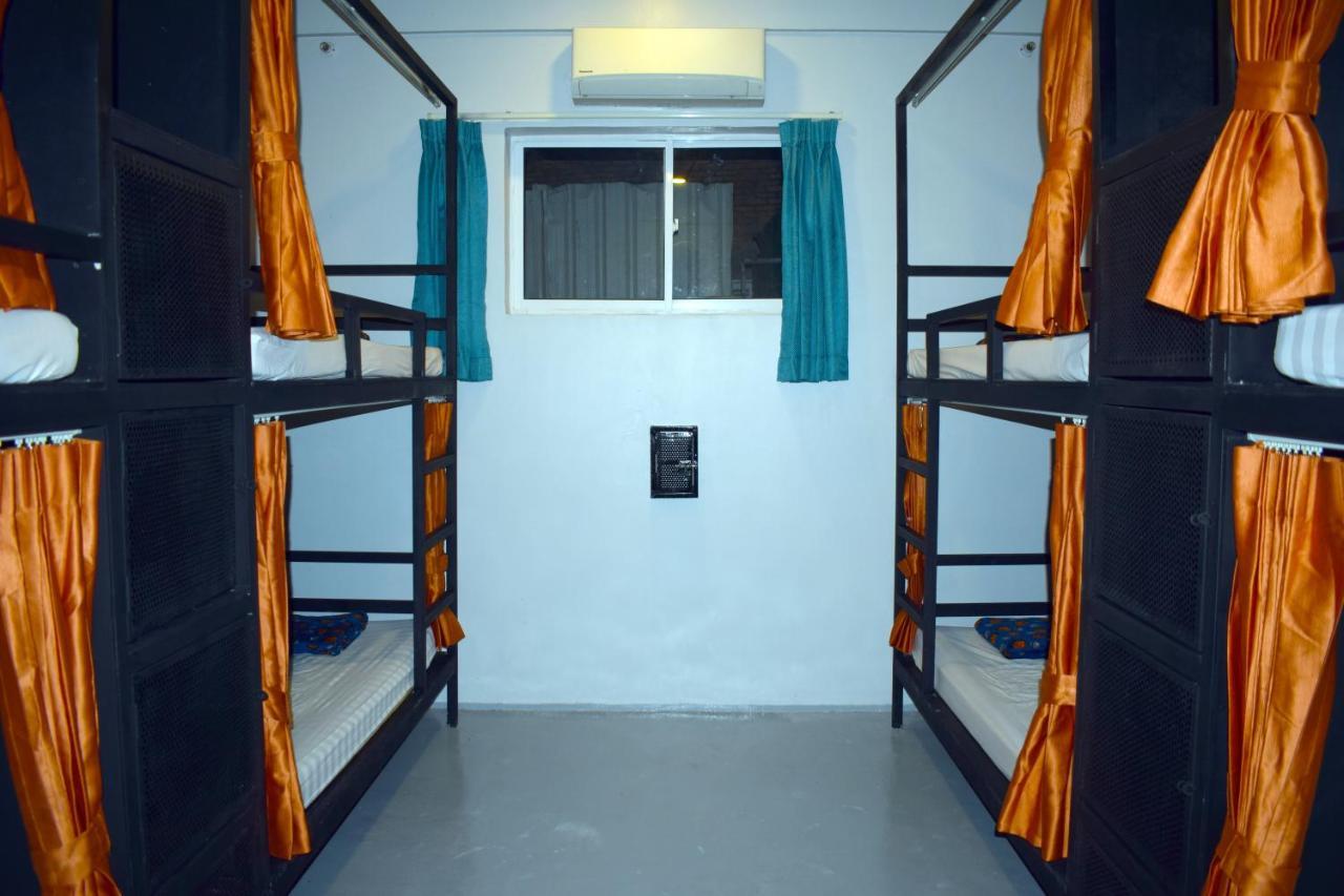 Revolution Siem Reap 호스텔 외부 사진
